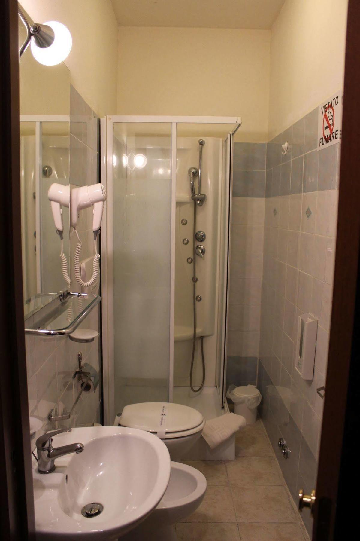 Galleria Frascati Rooms And Apartment Eksteriør bilde