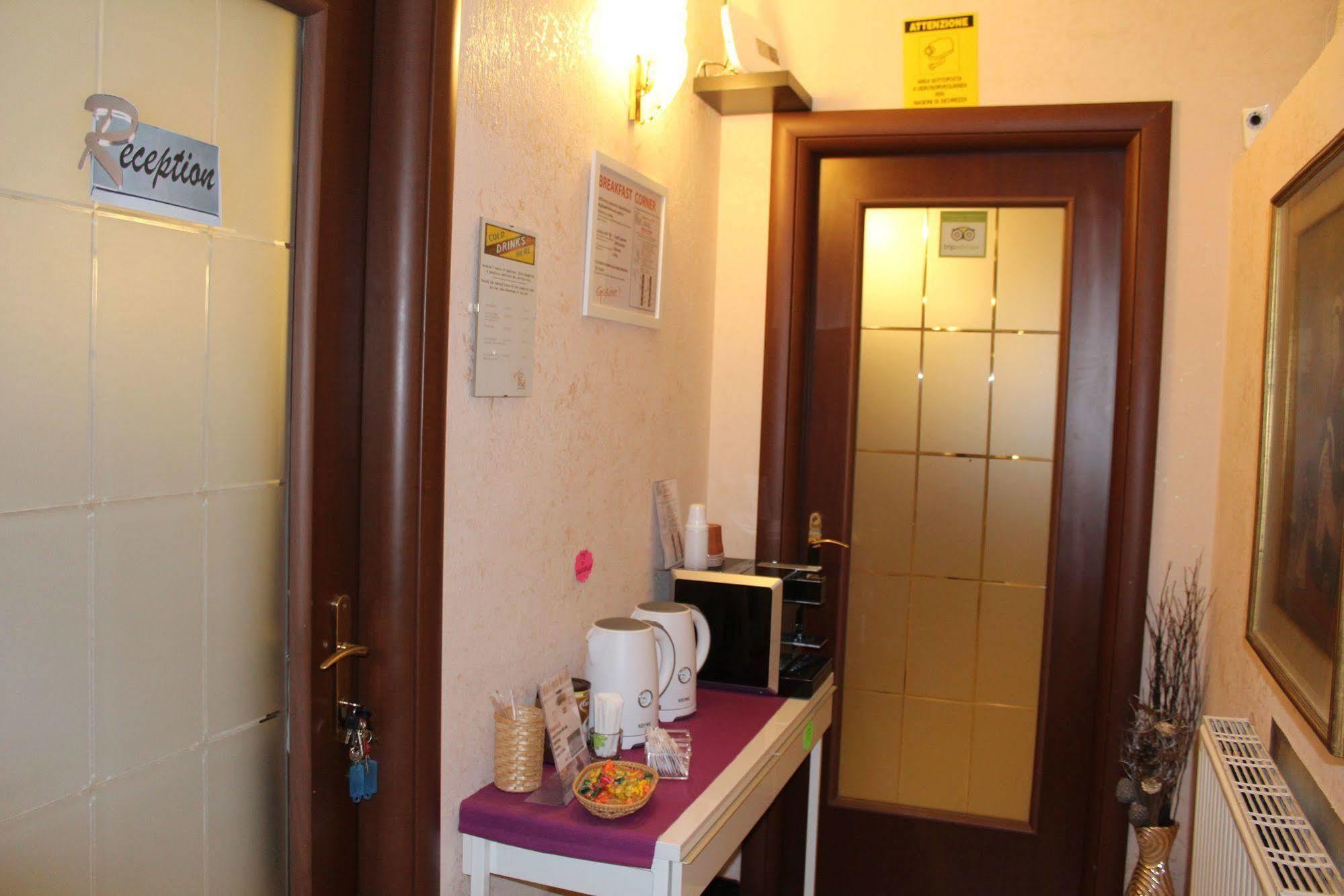 Galleria Frascati Rooms And Apartment Eksteriør bilde